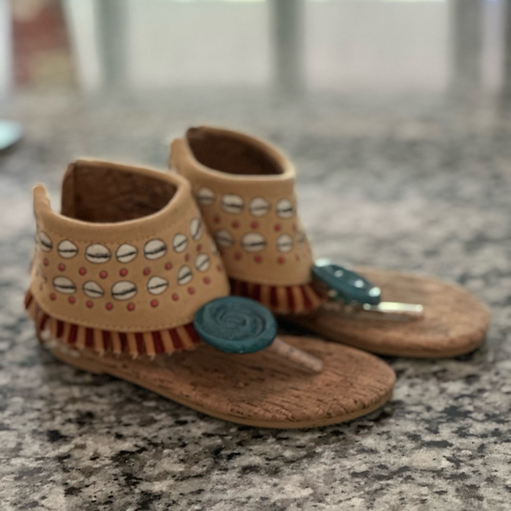 Disney Moana sandals